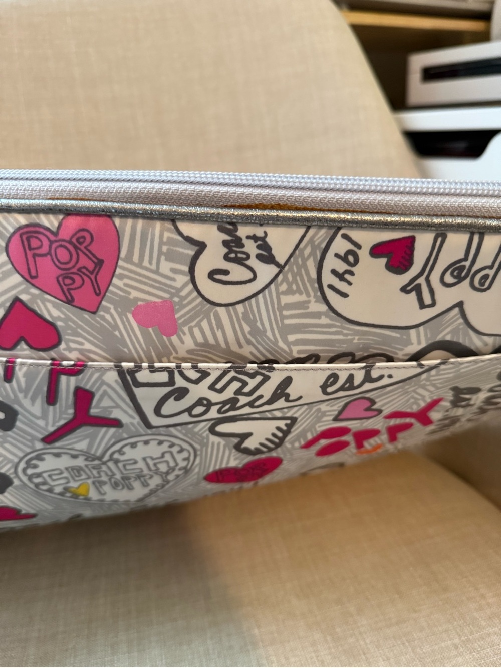Vintage Coach Poppy Pop C Graffiti Padded Laptop Sleeve Zip Case - Picture 4 of 5